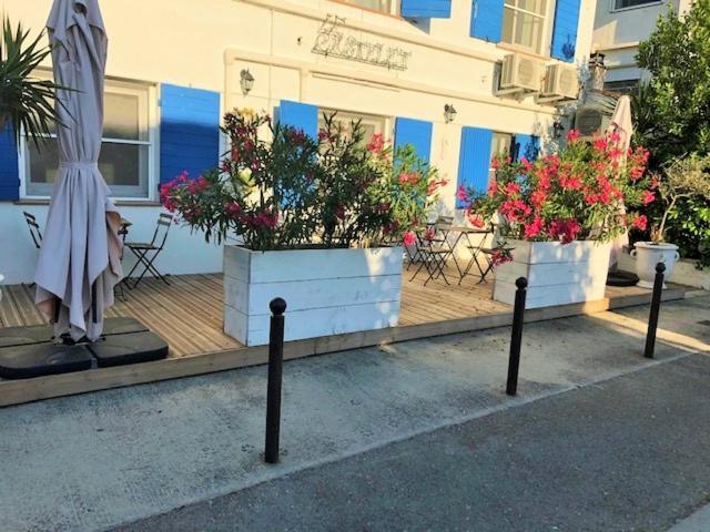 小城堡酒店 圣马迪拉莫 外观 照片